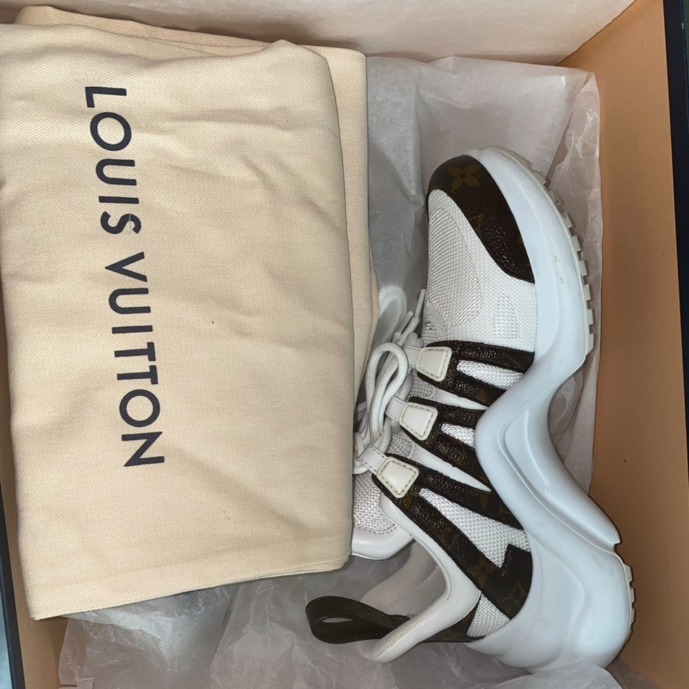 Louis Vuitton Archlight Sneaker Size 37 Good Condition
